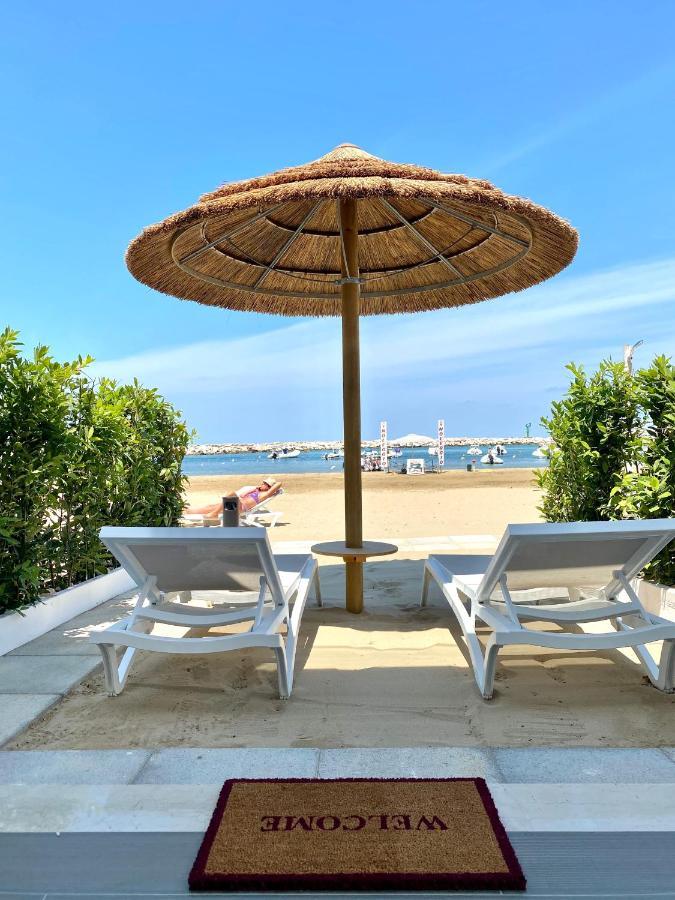 Marina Bay Suites Peschici Exterior photo