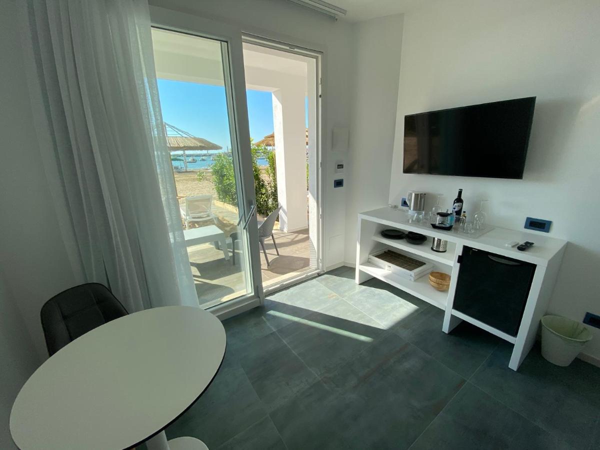 Marina Bay Suites Peschici Exterior photo