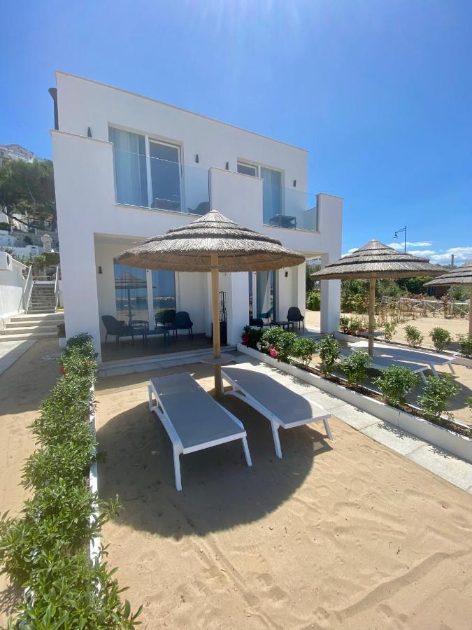 Marina Bay Suites Peschici Exterior photo
