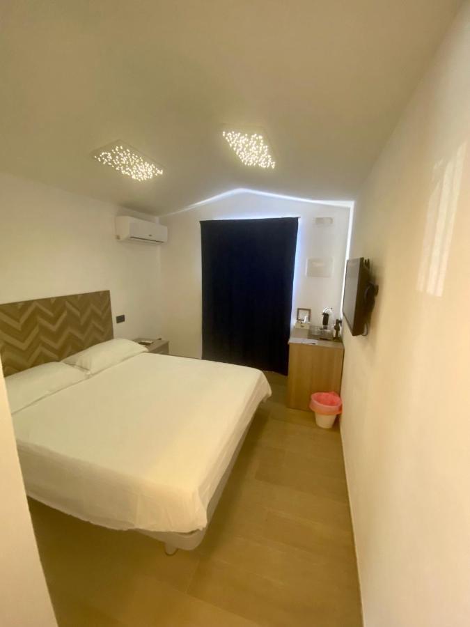 Marina Bay Suites Peschici Exterior photo